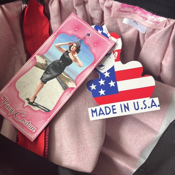 Pinup Couture Love & Rockets skirt, XL - Picture 7 of 8